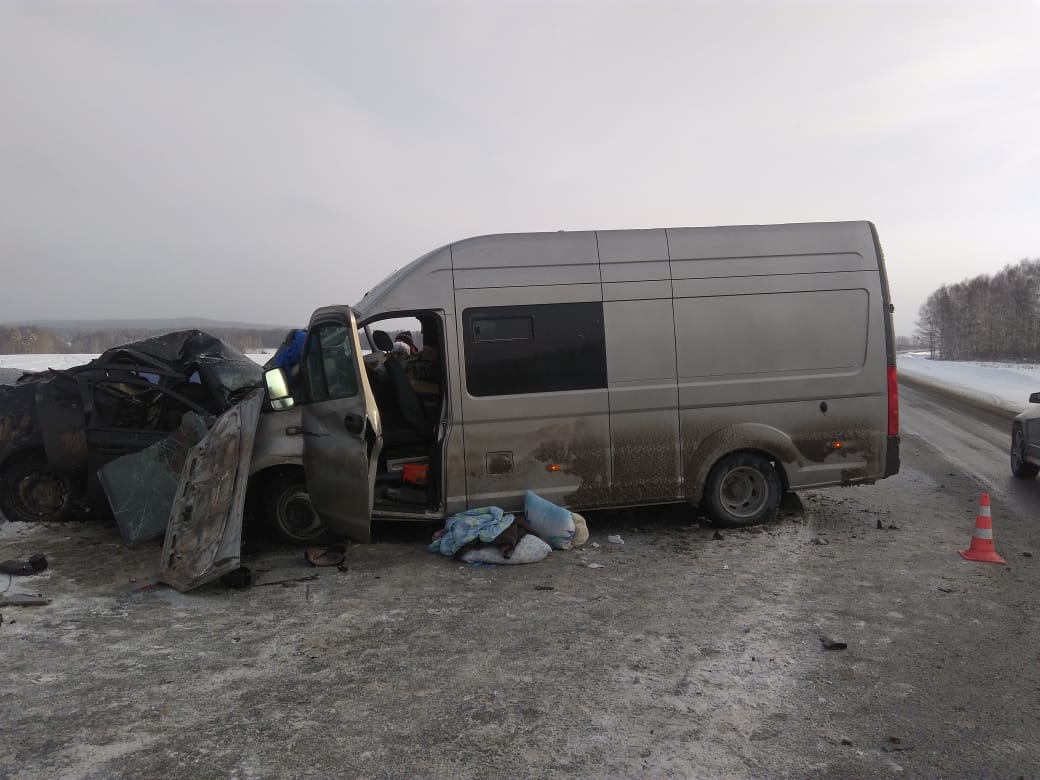 Пятеро челнинцев пострадали в смертельном ДТП в Свердловской области 