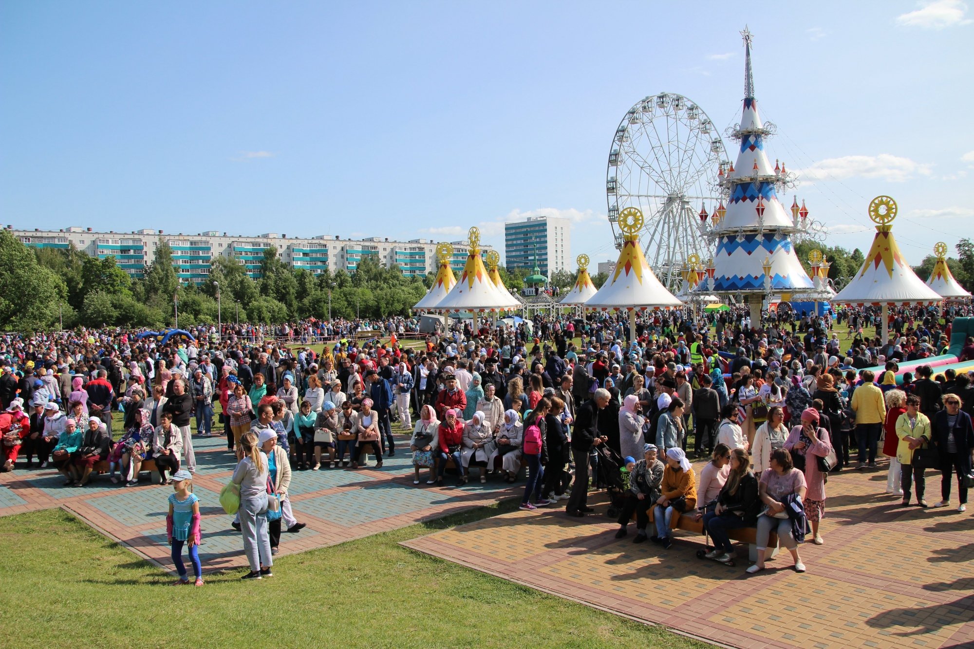 Празднование Ураза-байрам в парке Победы станет ежегодным (фото)