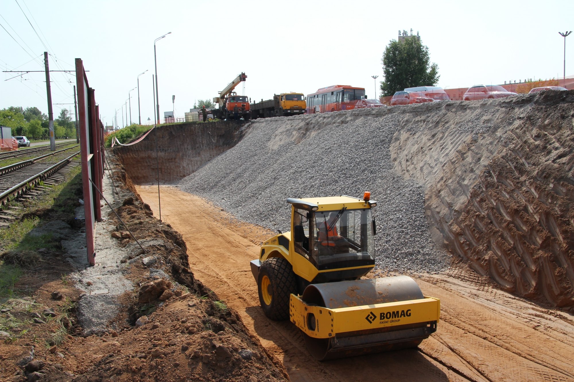 Фото: началось строительство подземного перехода на остановке «Автостанция» 