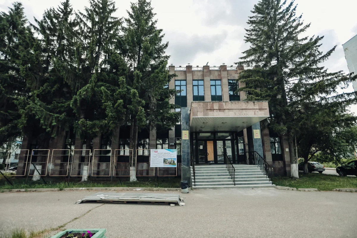 Труппа «Театра кукол» временно работает в выездном формате из-за ремонта