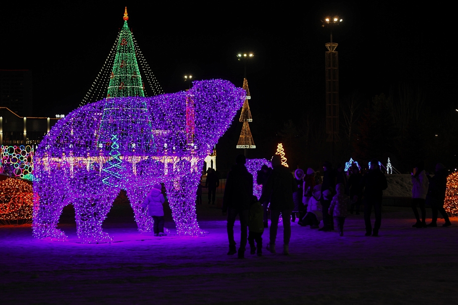 Фото: Как украсили главную площадь Челнов к Новому году