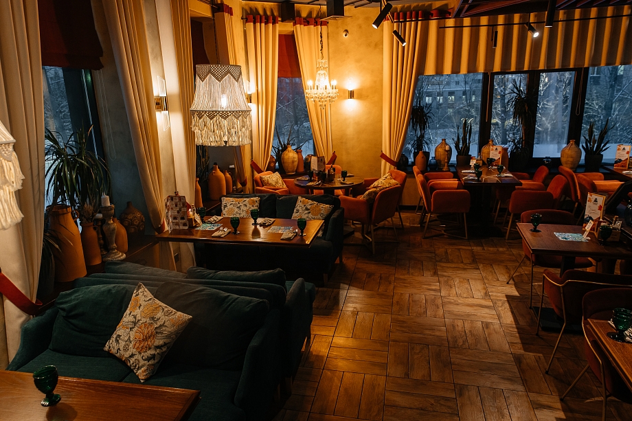 Ресторан «Грузинские истории» на Усманова доступен в банкетном режиме