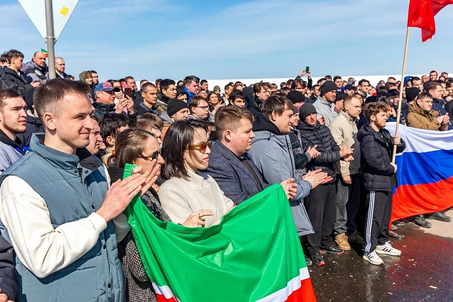 Рустам Минниханов посетил Елабугу и Нижнекамск после атаки беспилотников