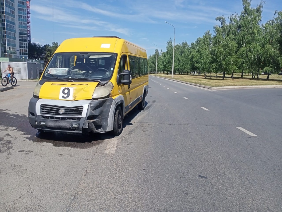 Пассажирка автобуса в Челнах пострадала в столкновении с легковушкой  06.07.2023