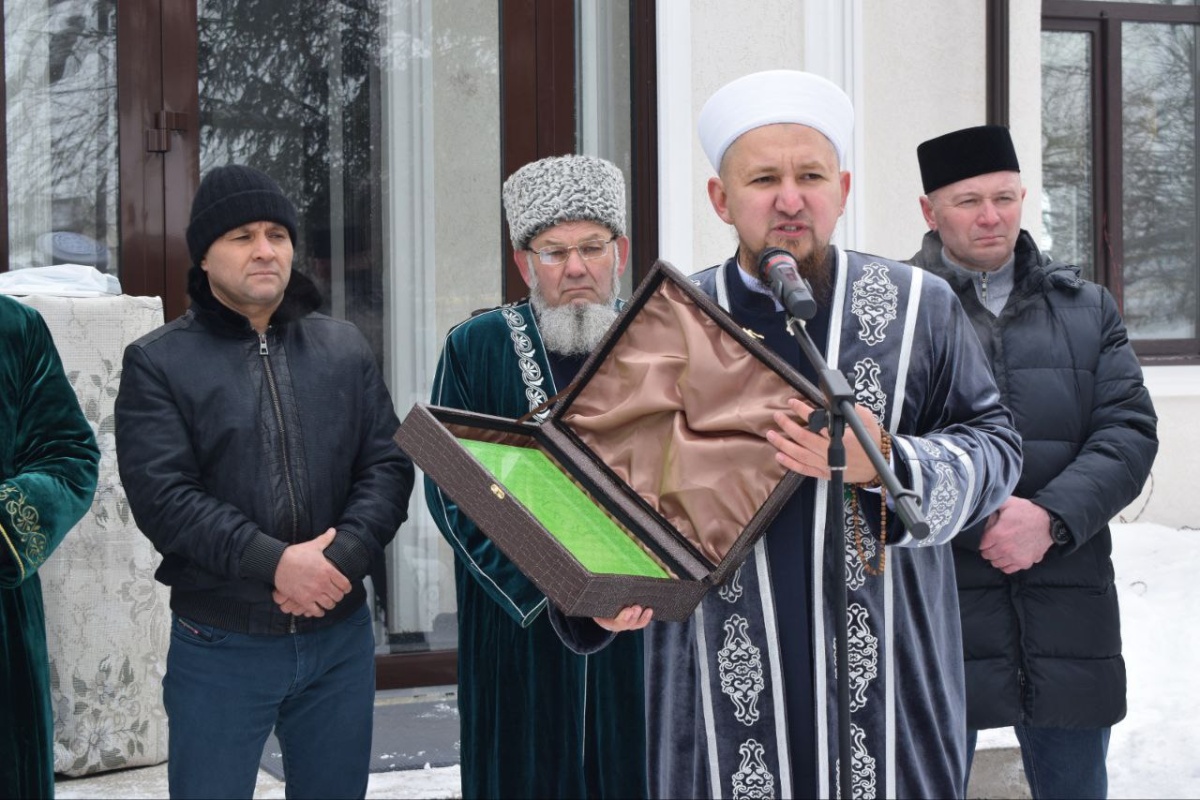 Камаев открыл новую мечеть в Тукаевском районе (фото) 10.03.2024