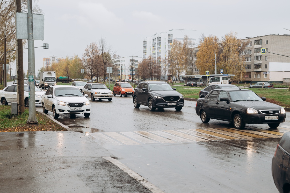 В Челнах у пьяного водителя конфисковали люксовый авто 17.04.2024