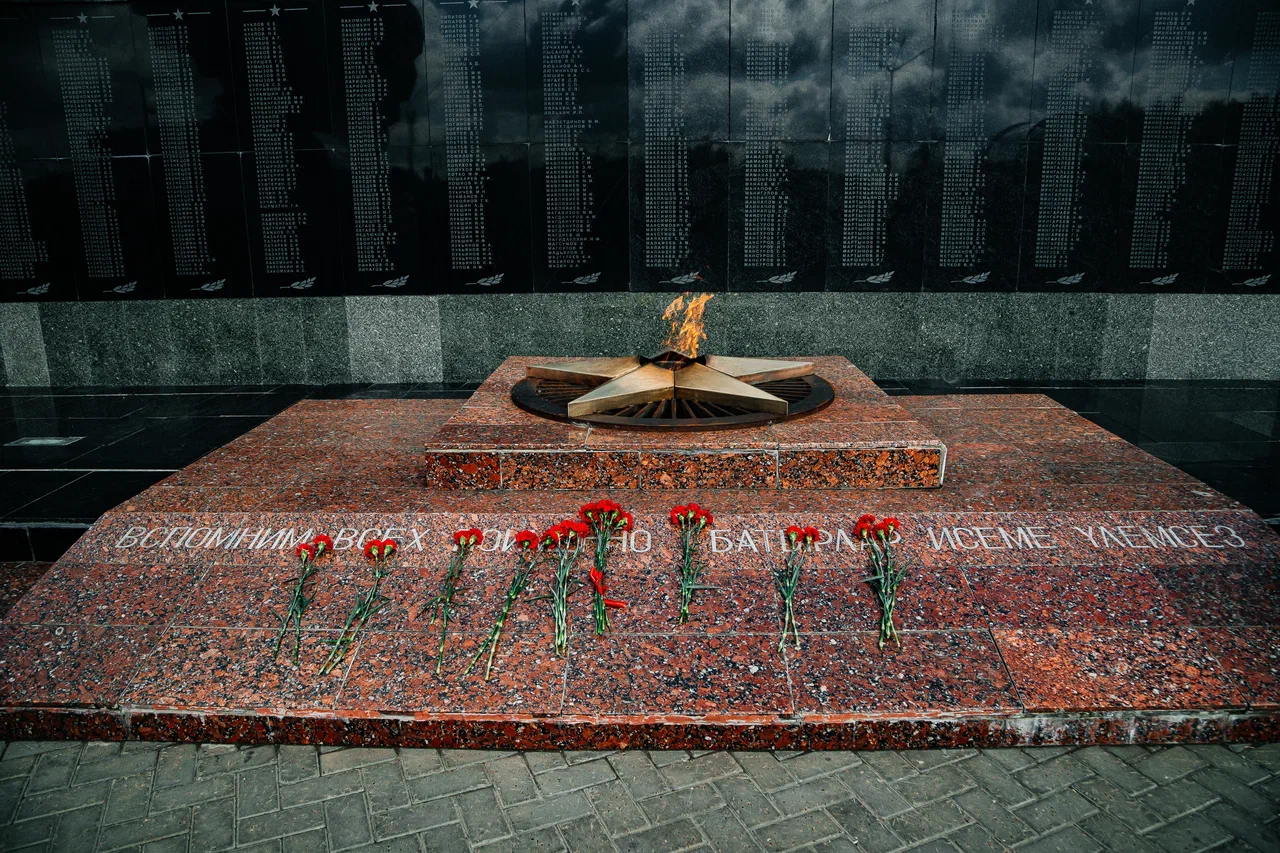 «Осознаю, что чудом выбрался. Но деваться было некуда, товарищи в беде, надо бежать»