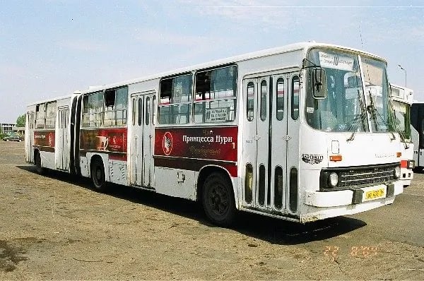 «Гармошки», газельки и НЕФАЗы – на чем перевозили челнинцев в разные годы (фото)