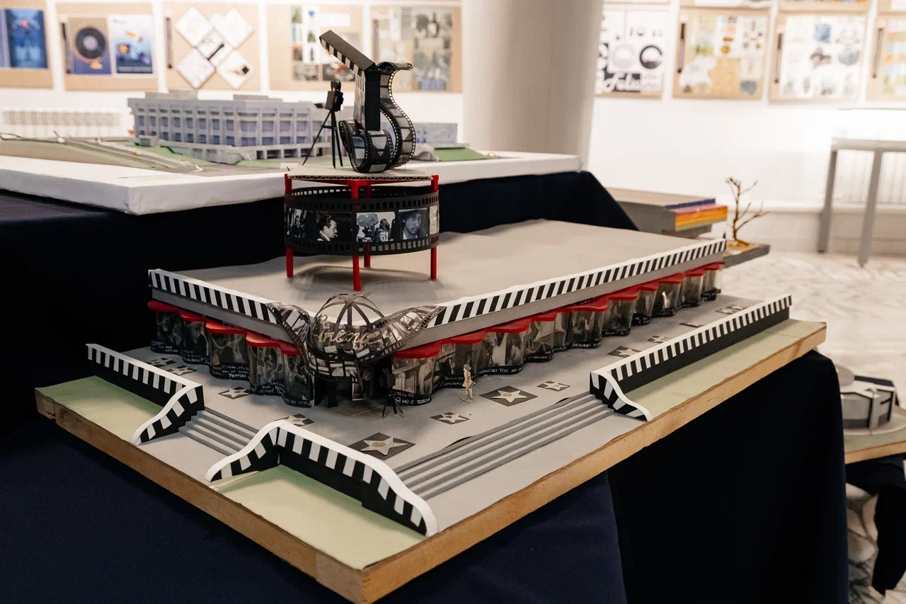 «Объект похож на музей Соломона Гуггенхейма в Нью-Йорке. Его можно построить в центре Челнов или на набережной» «Объект похож на музей Соломона Гуггенхейма в Нью-Йорке. Его можно построить в центре Челнов или на набережной»