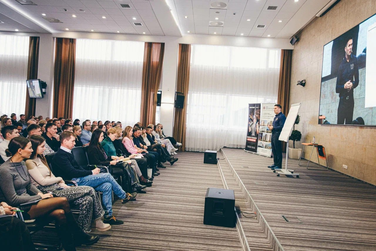 Давыдов рассказал челнинцам, как заработать авторитет и удержать лидерство