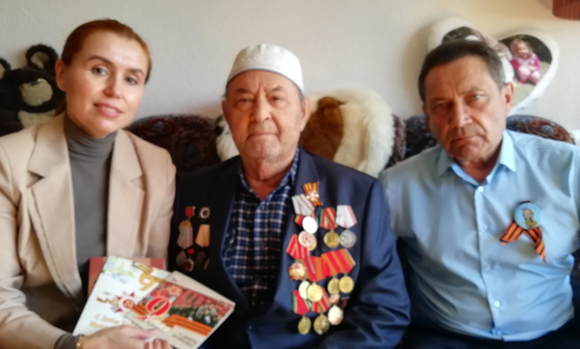 Руководители ГК «ПРОФИТ» поздравили ветеранов с Днем Победы