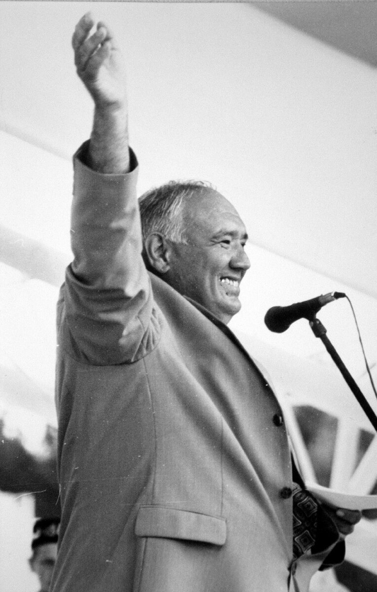 Фото: какими были руководители Челнов от 60-х годов до современности 