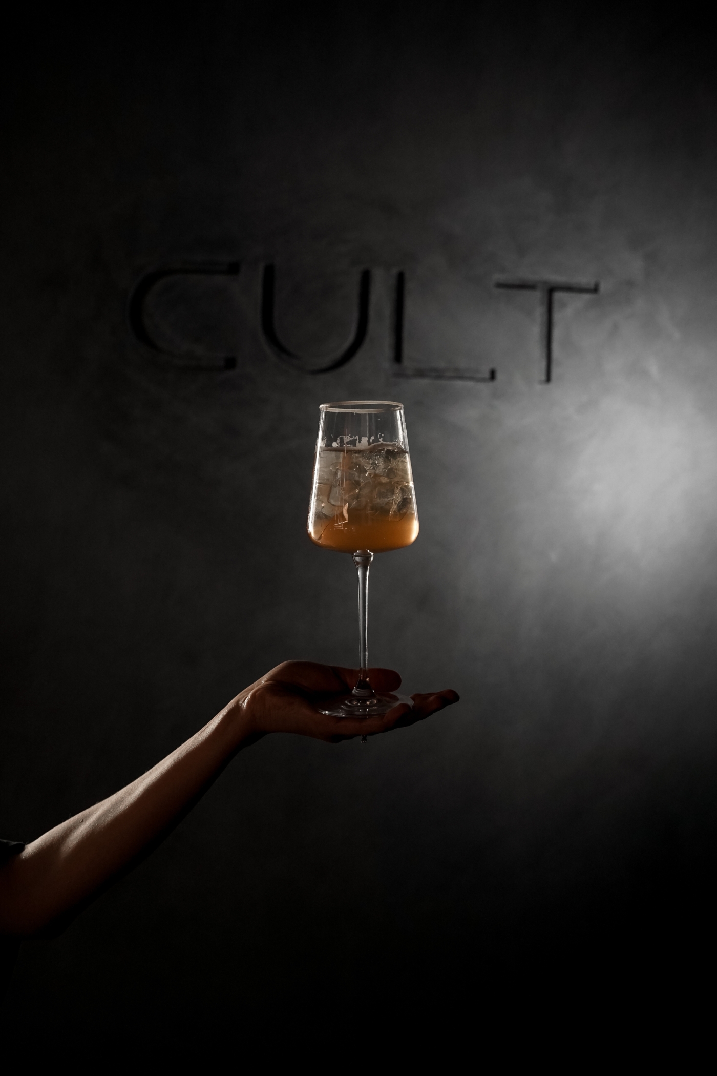Для тех, кто мыслит о высоком: в Челнах открылся Cult Bar