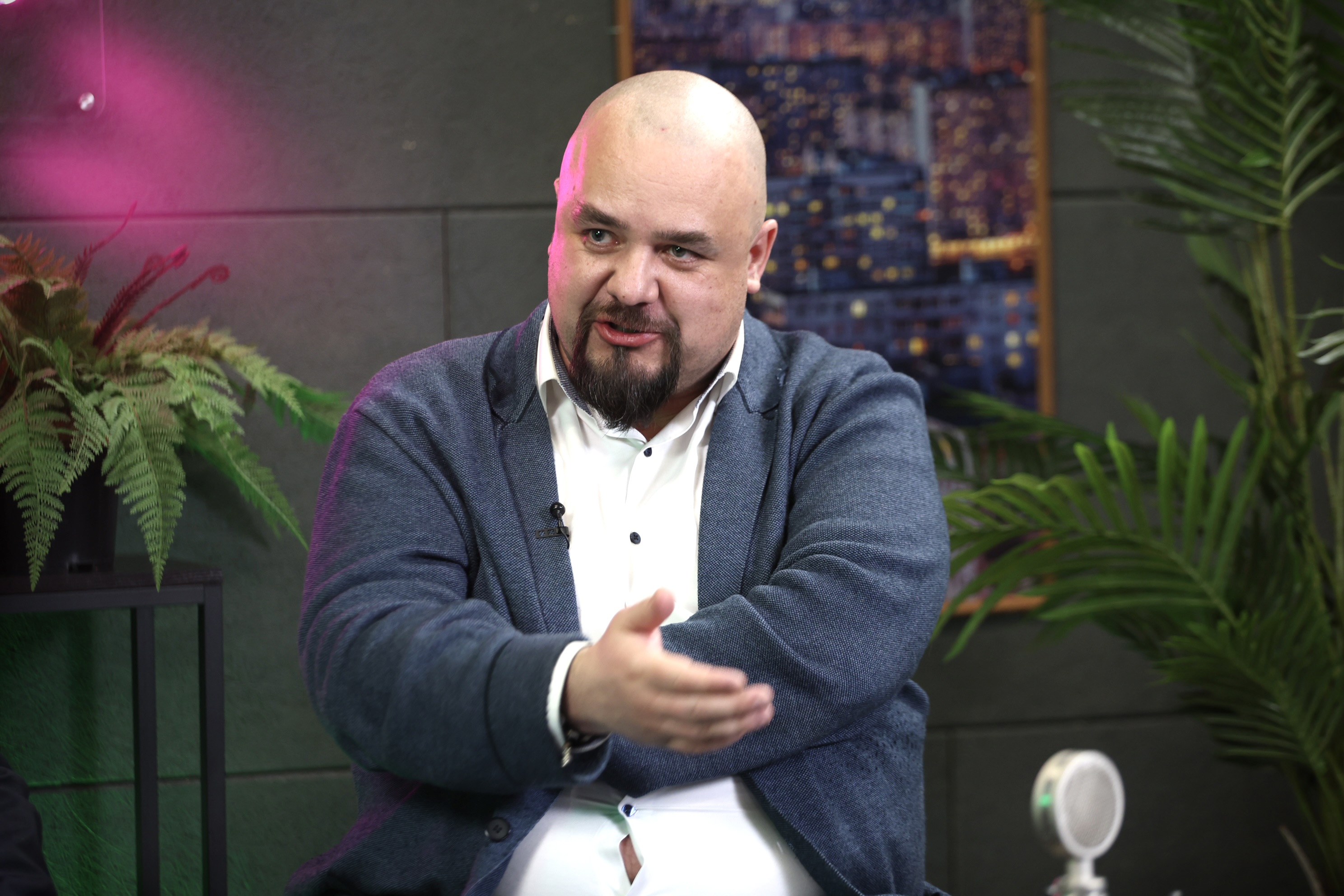 «Мы и не должны учитывать чьи-то интересы. Приоритеты должны быть наши»
