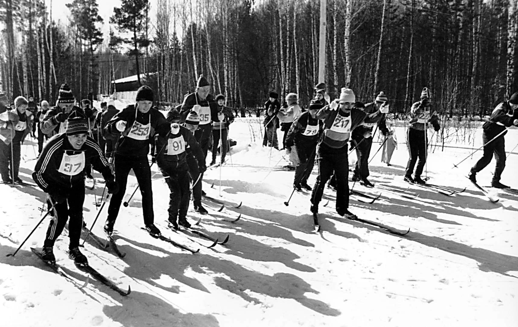 Челны и зимний спорт в архивах фотографа Николая Туганова