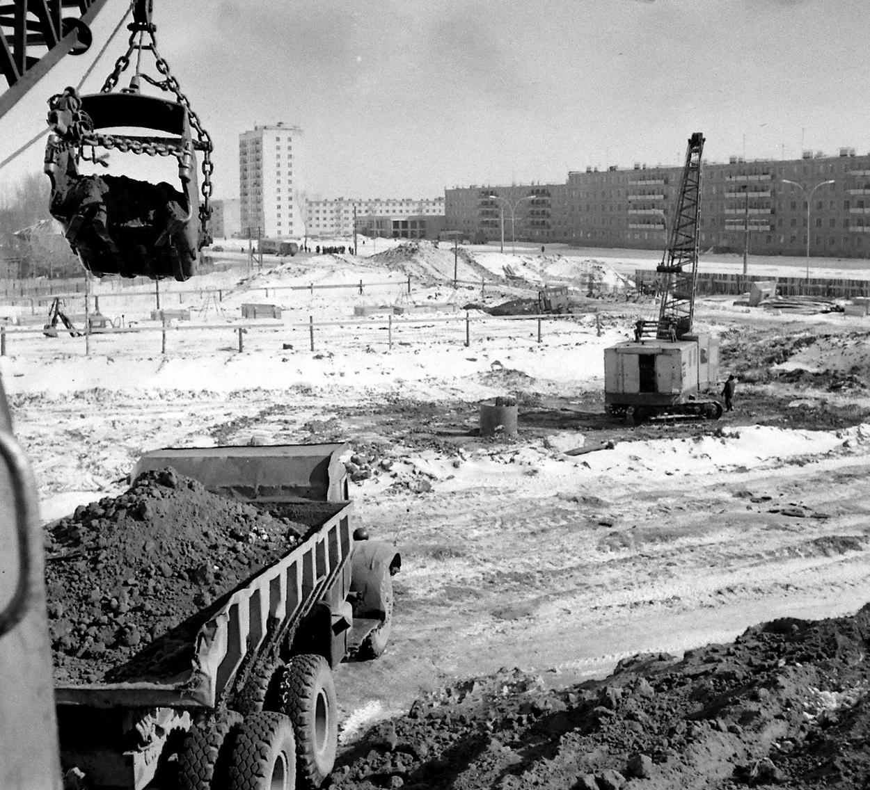 Фото: как в Челнах строили первые универсальные магазины Фото: как в Челнах строили первые универсальные магазины