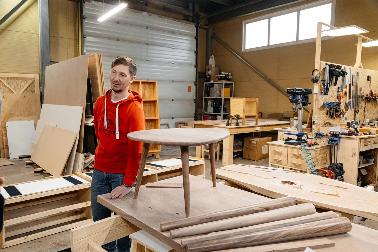 «Нас не привлекает мебель, которая в 90% присутствует на рынке. В ней нет ни жизни, ни души» «Нас не привлекает мебель, которая в 90% присутствует на рынке. В ней нет ни жизни, ни души»