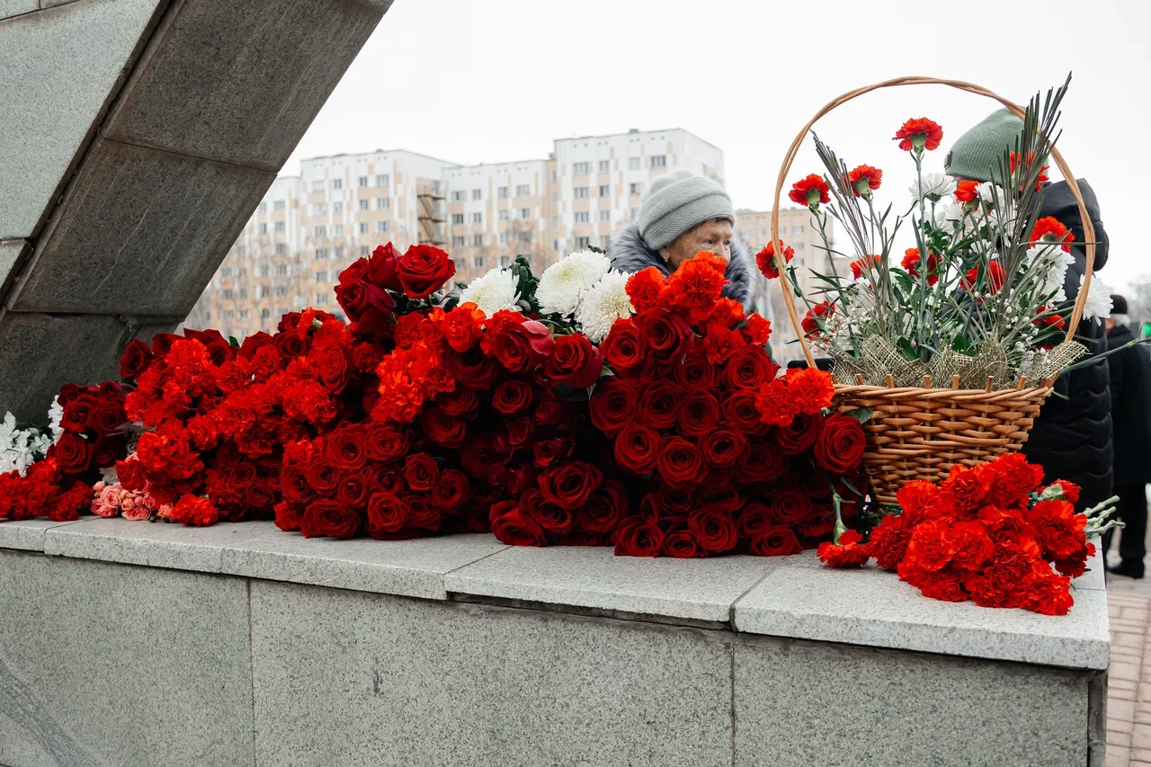 Фото: в Челнах почтили память первого руководителя города Раиса Беляева Фото: в Челнах почтили память первого руководителя города Раиса Беляева
