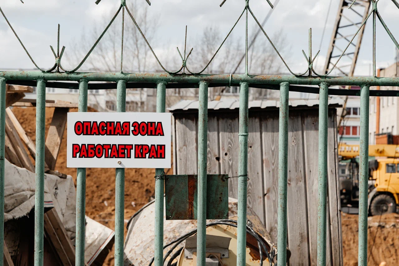 Скандальный дом в 59-м микрорайоне будут строить три года (фото) 