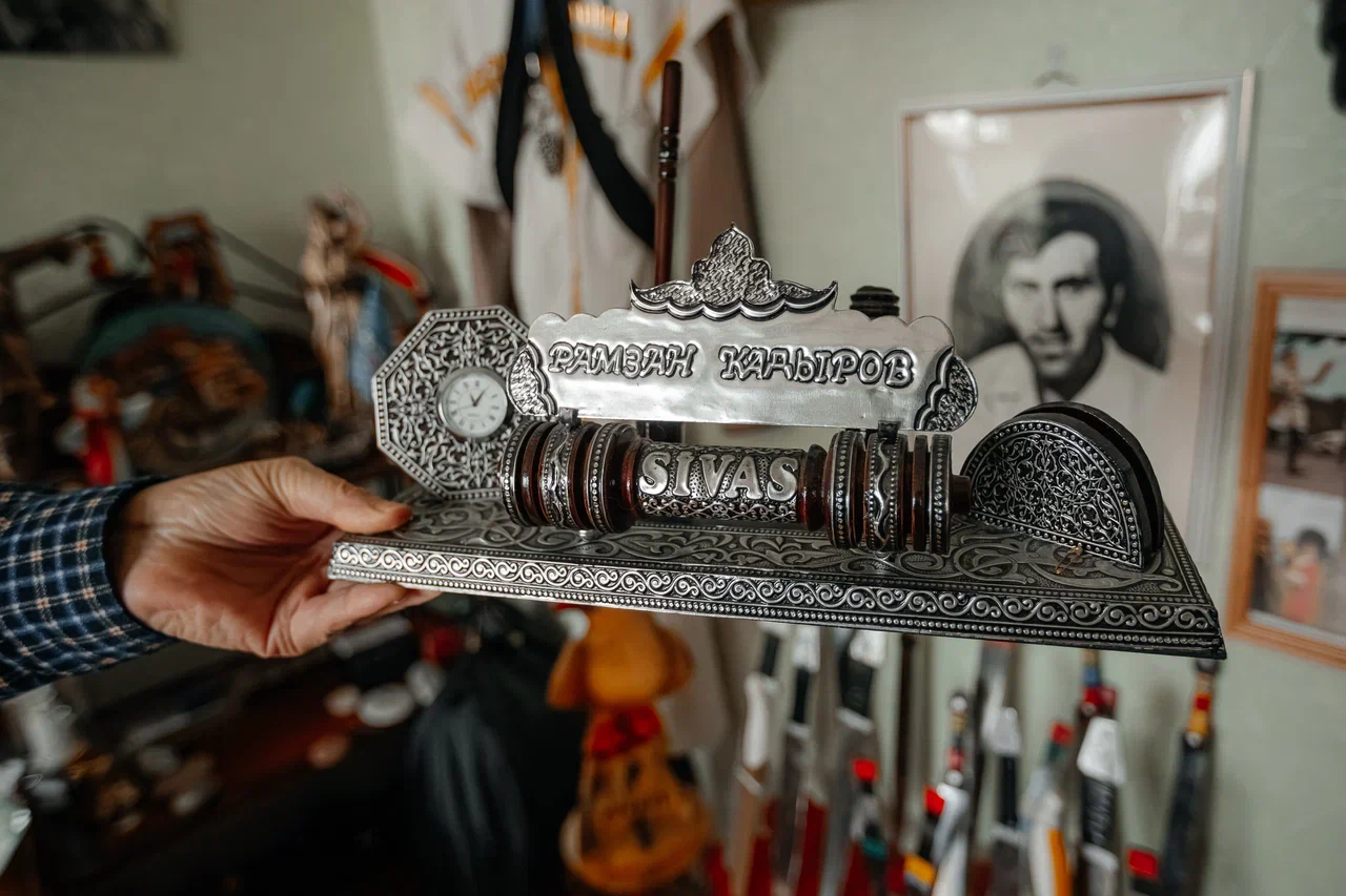 «Транспорт практически прекратил движение - не было топлива. Милиция, скорая не могли выезжать на вызовы» «Транспорт практически прекратил движение - не было топлива. Милиция, скорая не могли выезжать на вызовы»