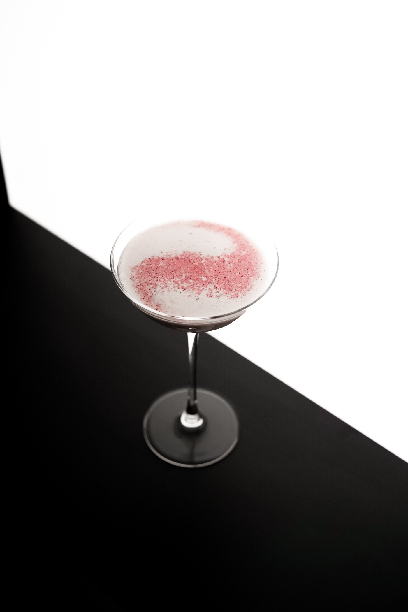 Для тех, кто мыслит о высоком: в Челнах открылся Cult Bar
