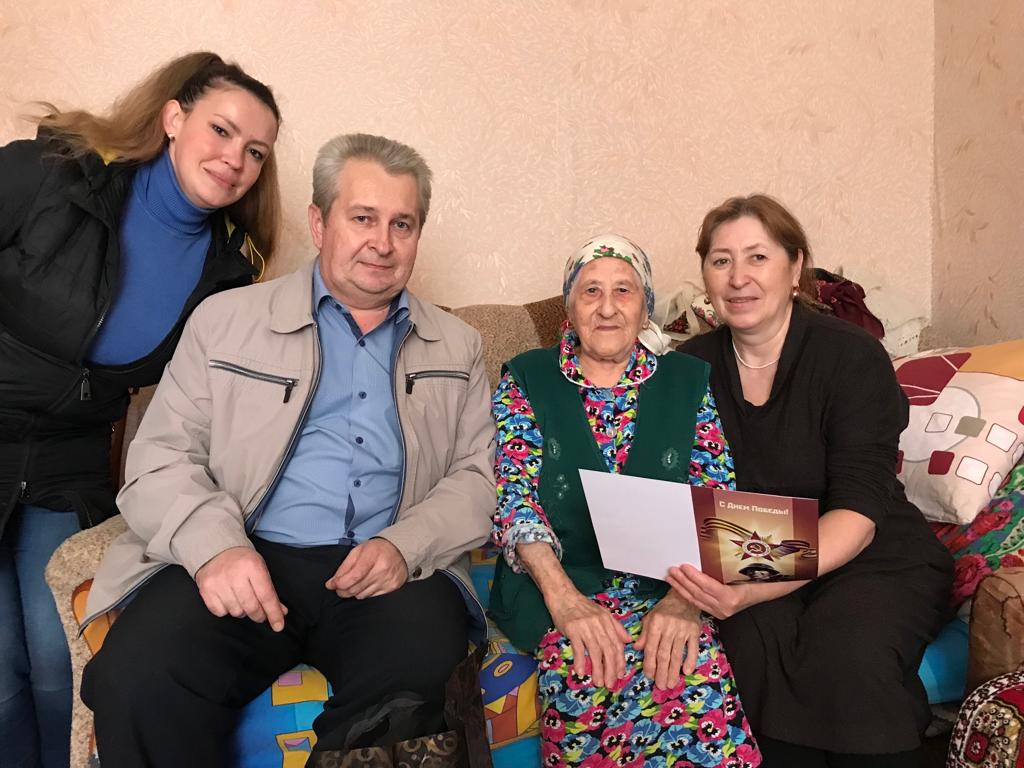 Руководители ГК «ПРОФИТ» поздравили ветеранов с Днем Победы