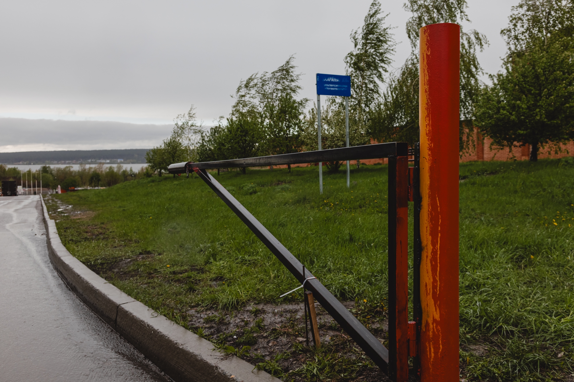 «Администрация города ведет уничтожение городского пляжа и бизнеса, который там существует»