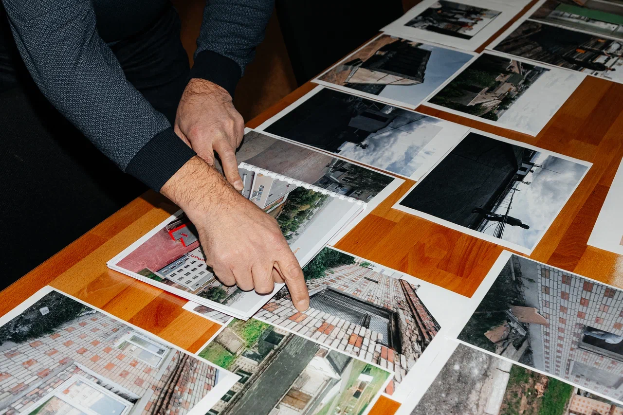 «Там могут быть скрытые дефекты, о которых мы не знаем. Здание пришло в такое состояние где-то в 2004 году» «Там могут быть скрытые дефекты, о которых мы не знаем. Здание пришло в такое состояние где-то в 2004 году»