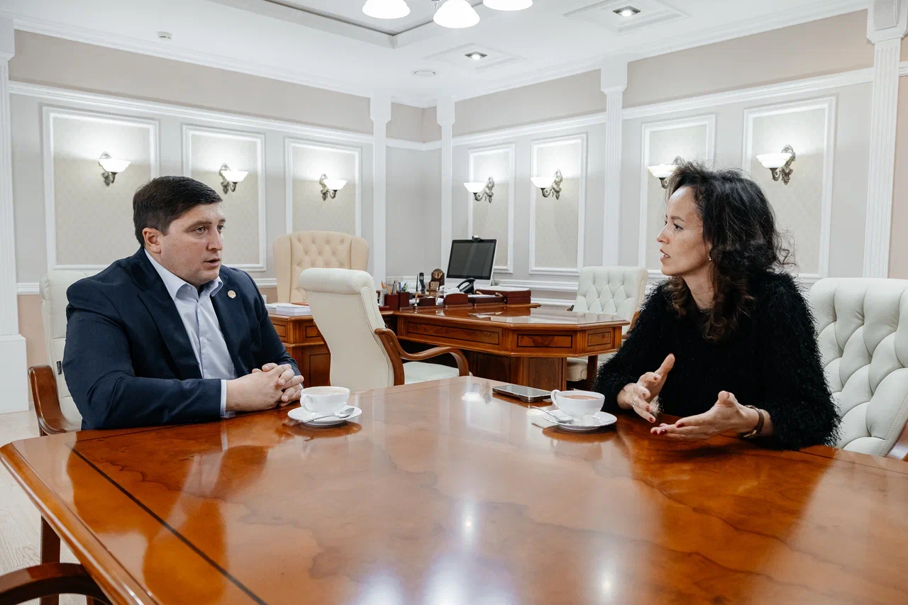 «Только на хорошего коня можно повесить колокол, который будет звенеть. Получается или нет, всегда куда-то провожают»