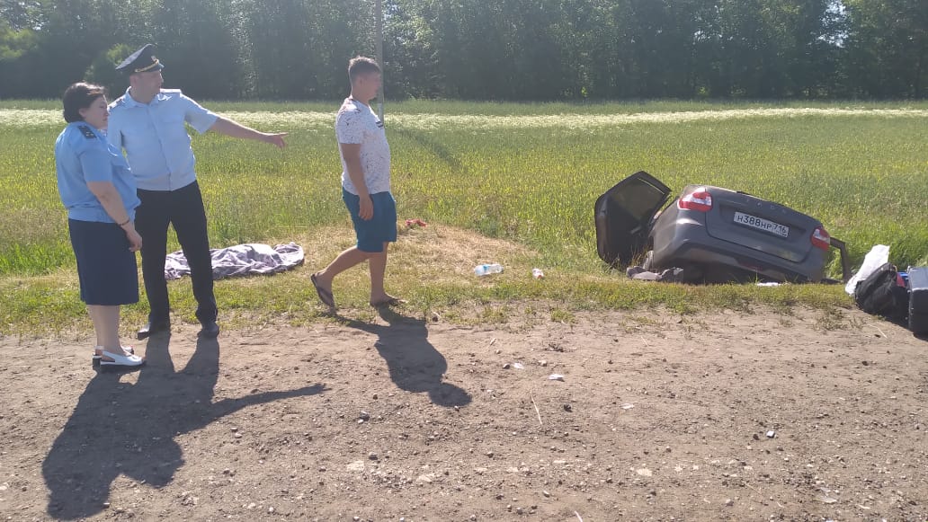 Трехлетняя девочка погибла в жесткой аварии – семья ехала на море 