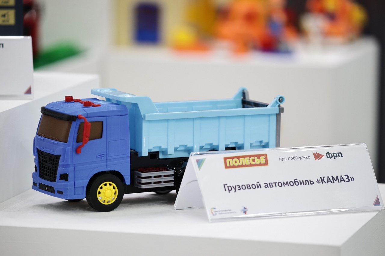 Белорусская компания будет производить игрушечные «КАМАЗы» 