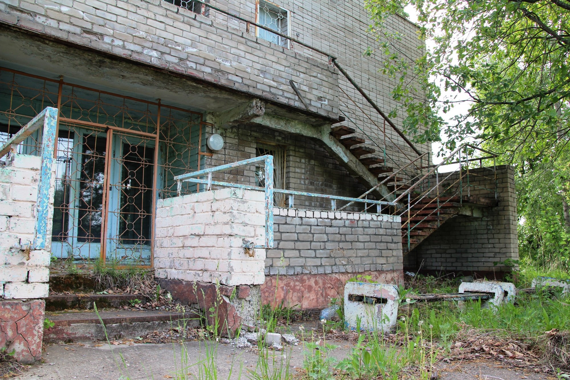 Поднять паруса, или Как легендарный лагерь Челнов стал «Чернобылем»