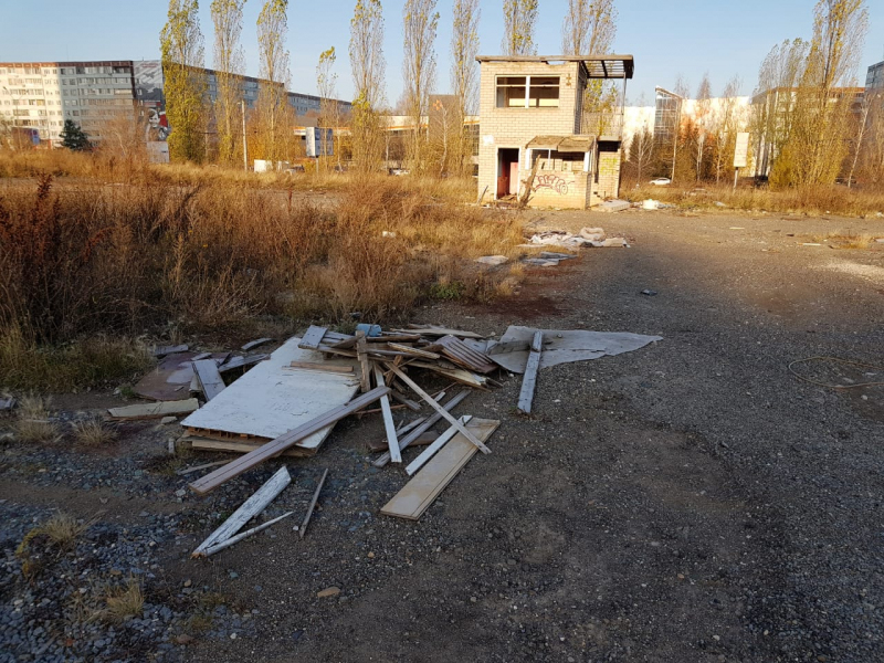 ОНФ просит чиновников разобраться с заброшенными зданиями в центре Челнов