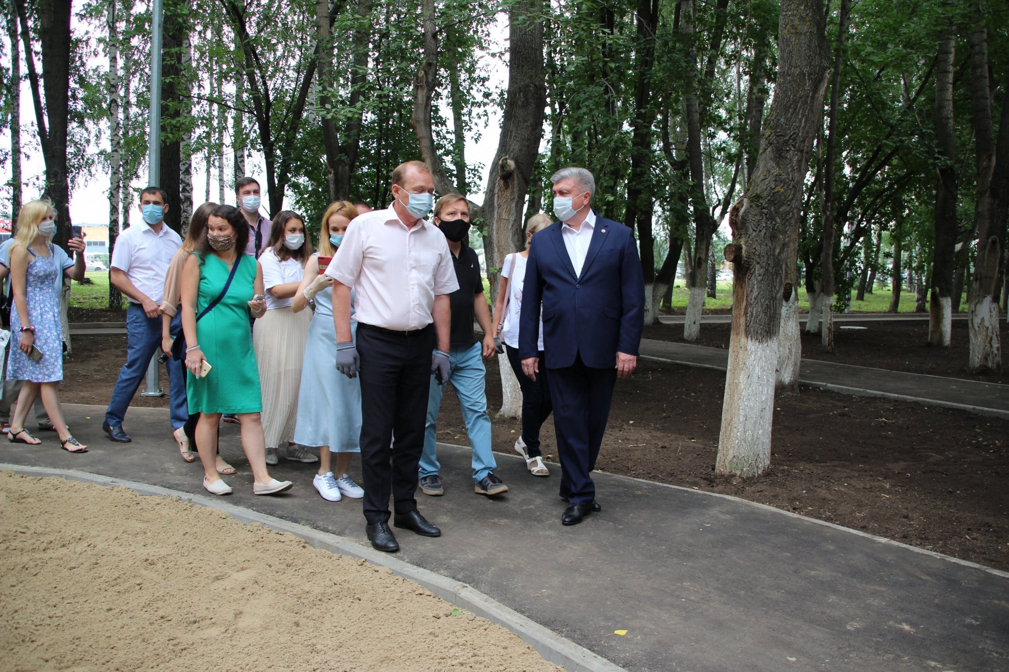 Магдеев оценил первый готовый объект программы «Наш двор» в Челнах (фото) 