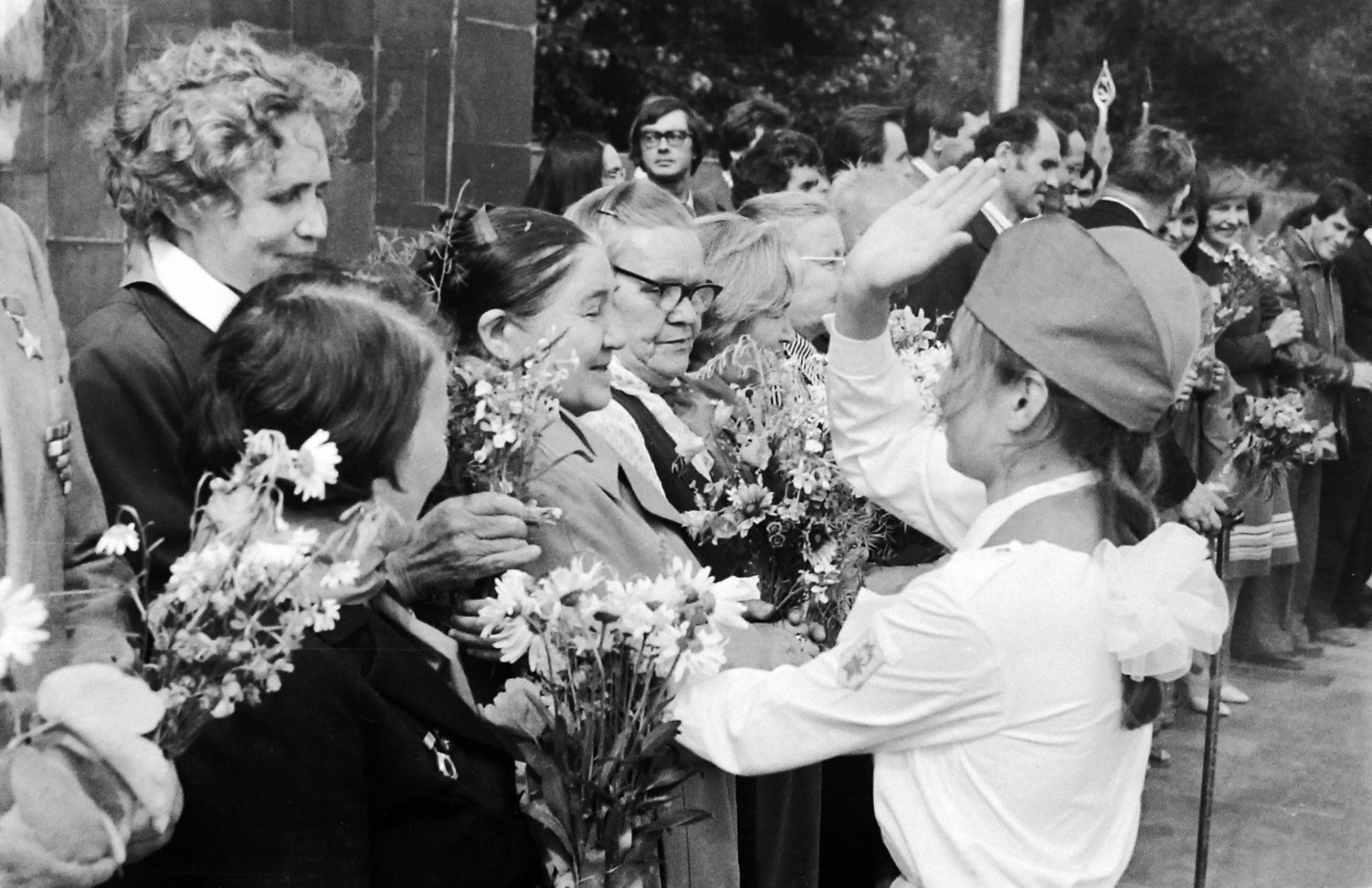 Челнинские пионеры и «вечный вожак» Роза Хусаинова в архивах Николая Туганова