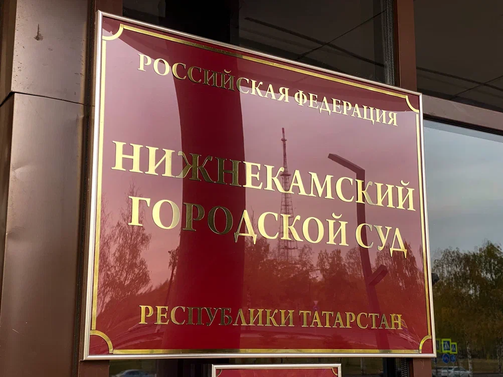 «Мне пришлось полностью вложиться в служебное жилье, продав единственную квартиру нашей семьи»