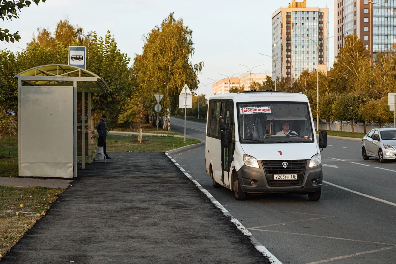 «Указанных маршрутов нет в официальном реестре, но это не помешало наделить правом перевозить пассажиров»