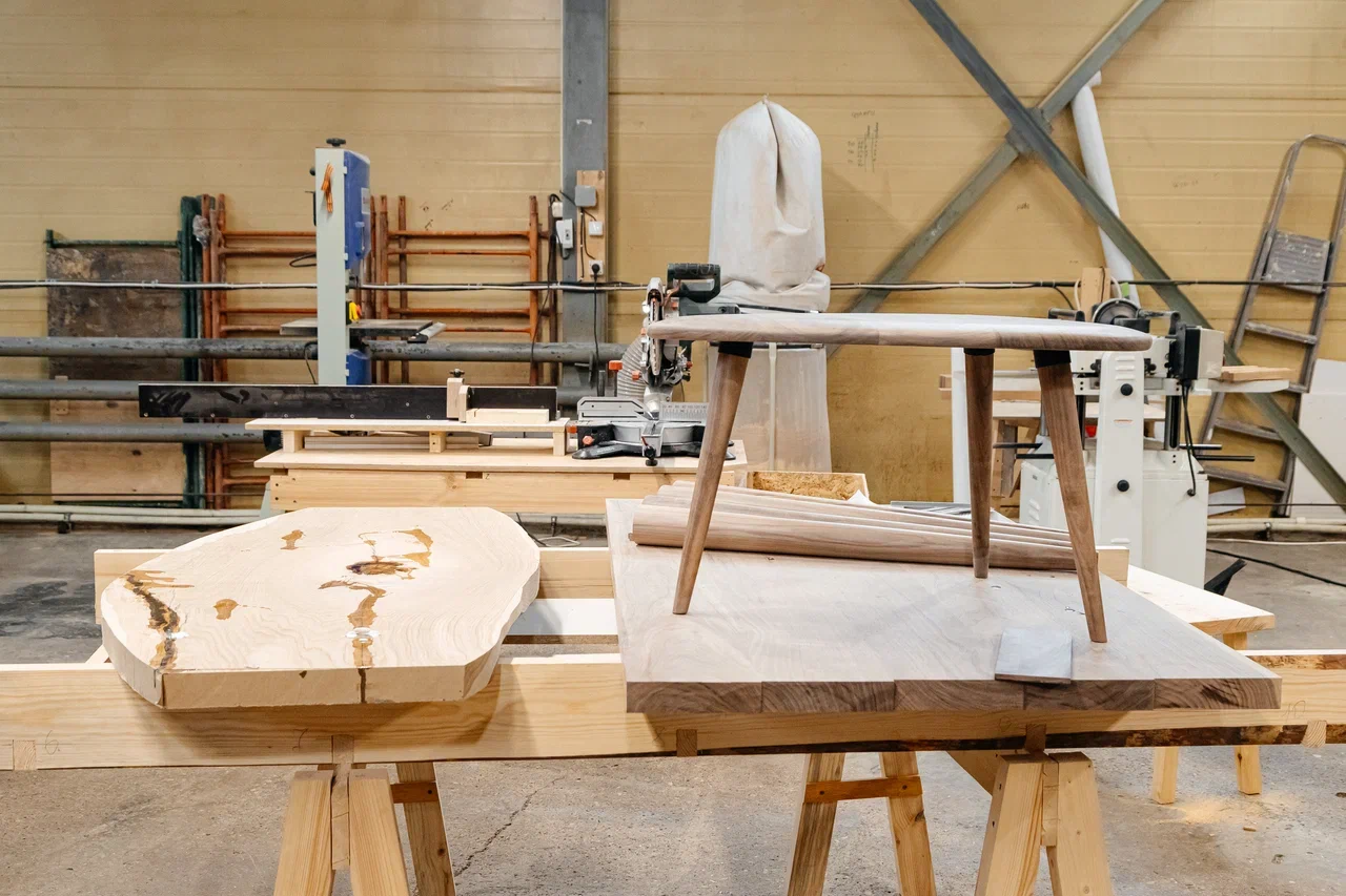 «Нас не привлекает мебель, которая в 90% присутствует на рынке. В ней нет ни жизни, ни души» «Нас не привлекает мебель, которая в 90% присутствует на рынке. В ней нет ни жизни, ни души»