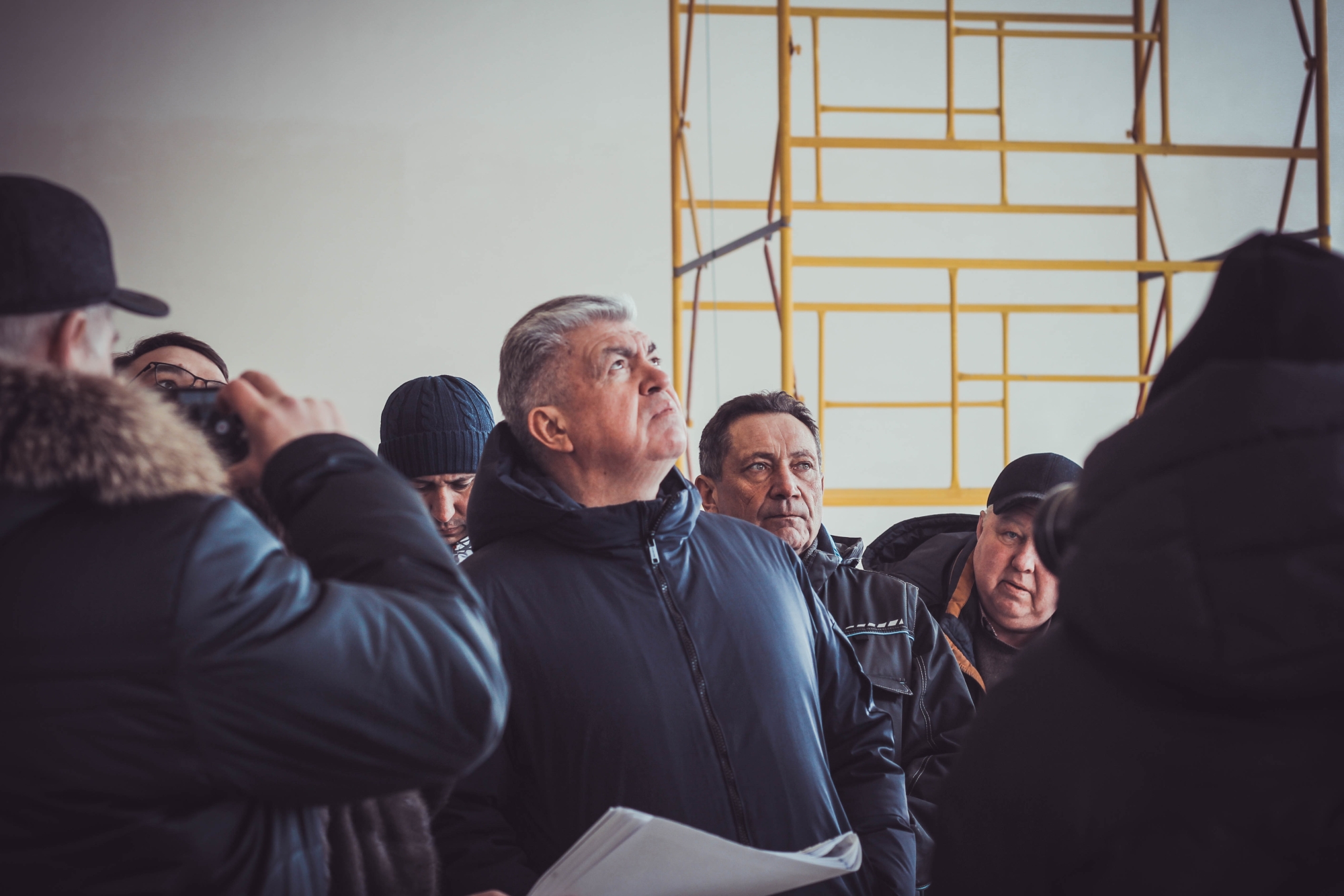 Фото: как идет капремонт «Олимпийского» в Челнах