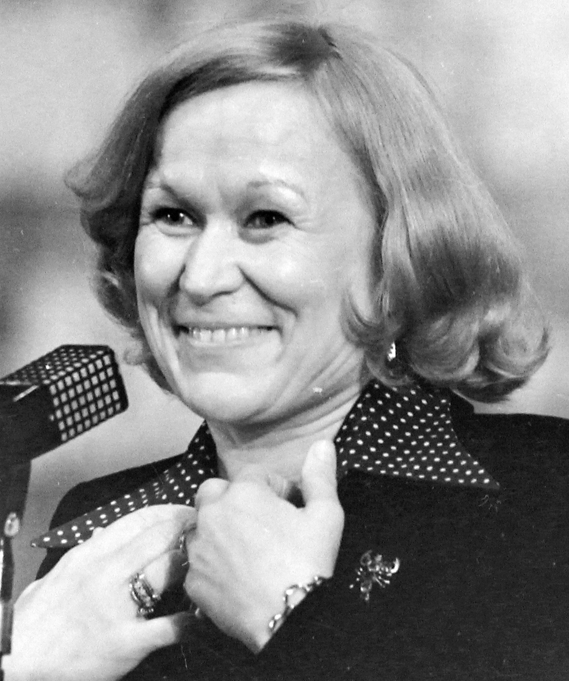 Как в Челнах встречали советских звезд - Пугачеву, Высоцкого и Окуджаву (фото) Как в Челнах встречали советских звезд - Пугачеву, Высоцкого и Окуджаву (фото)