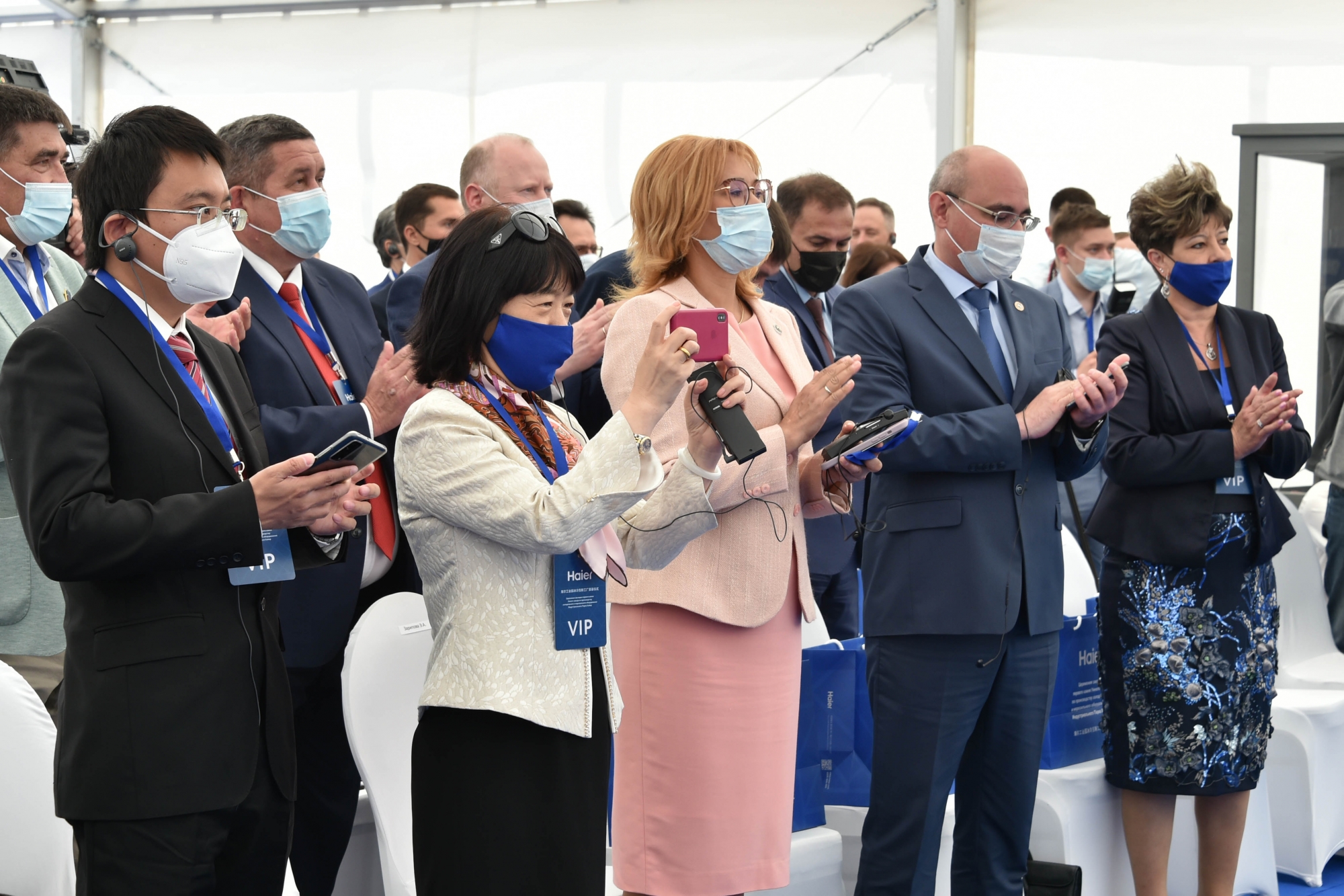 Минниханов заложил первый камень «умного» завода Haier в Челнах (фото)