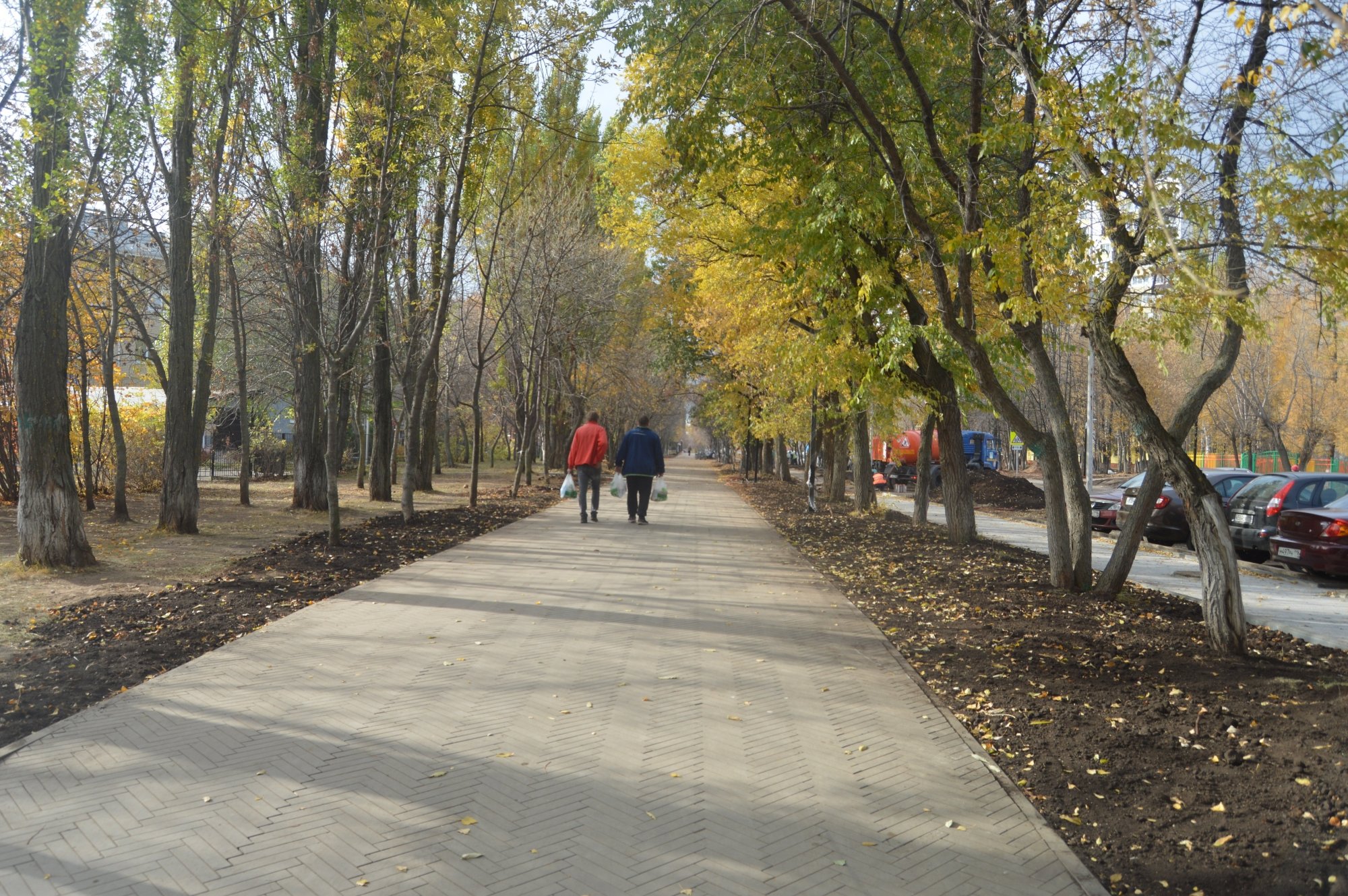 Завершается первый этап реконструкции бульвара Юных Ленинцев за 100 млн (фото)