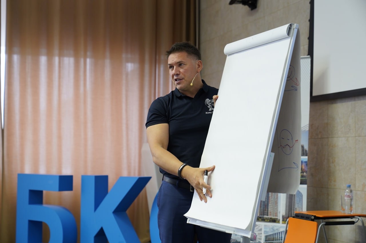 Семинар Игоря Давыдова вновь собрал рекордное для России число участников