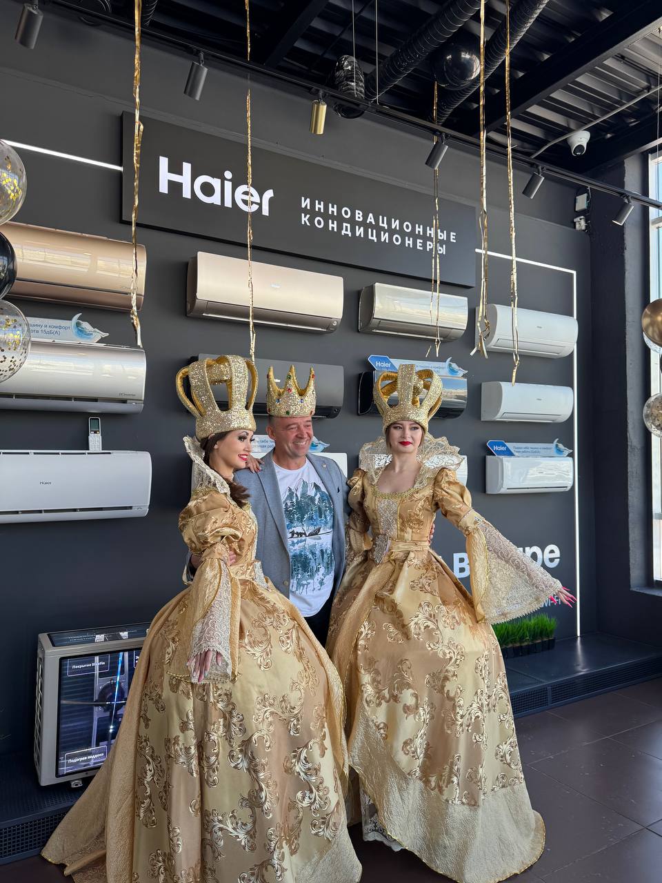 Офис, шоурум или коворкинг? В Альметьевске открылся Haier House! Офис, шоурум или коворкинг? В Альметьевске открылся Haier House!
