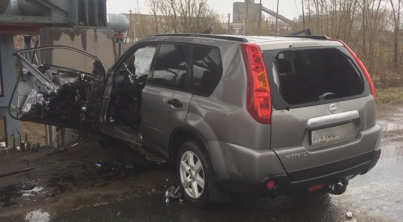 В Челнах смертельное ДТП: автомобиль врезался в железную опору (фото, видео)