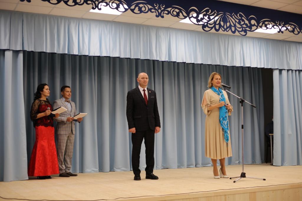 Ирада Аюпова открыла в Ильбухтино новый дом культуры (фото)
