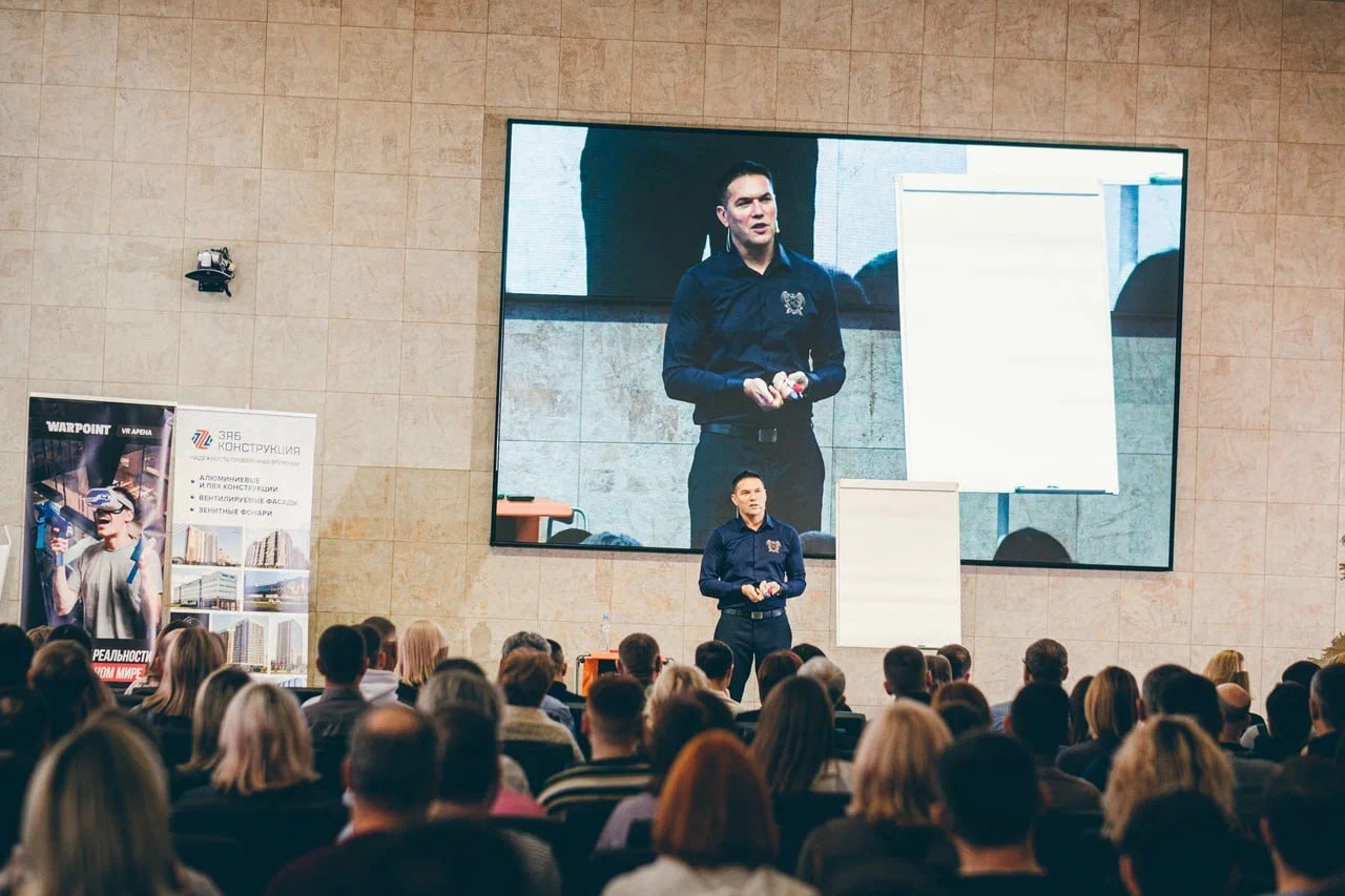 Давыдов рассказал челнинцам, как заработать авторитет и удержать лидерство