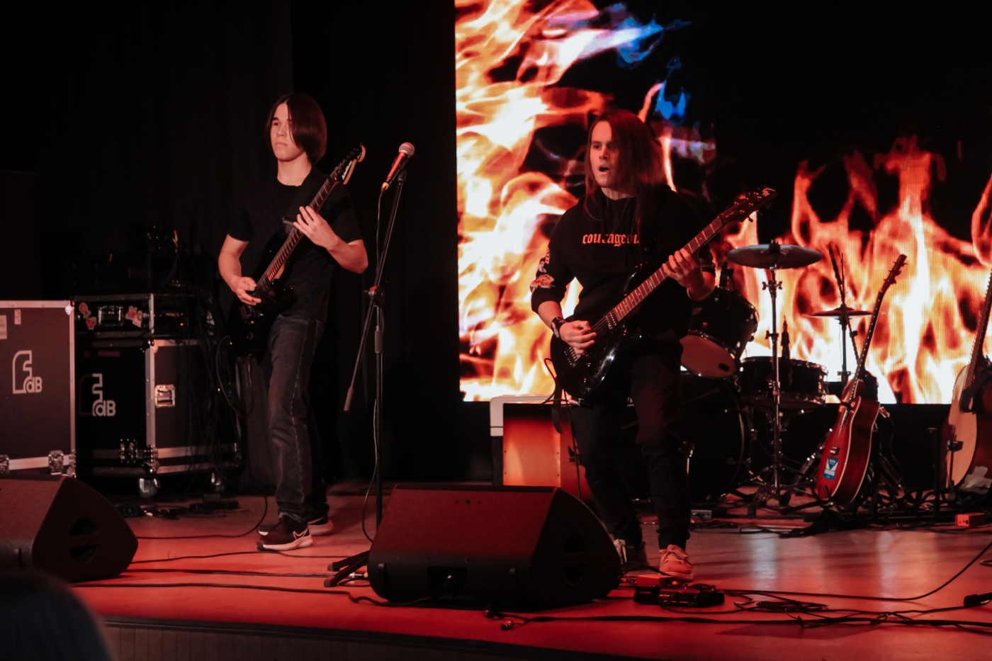 «Школа рока» отметила свое тринадцатилетие большим концертом «Школа рока» отметила свое тринадцатилетие большим концертом