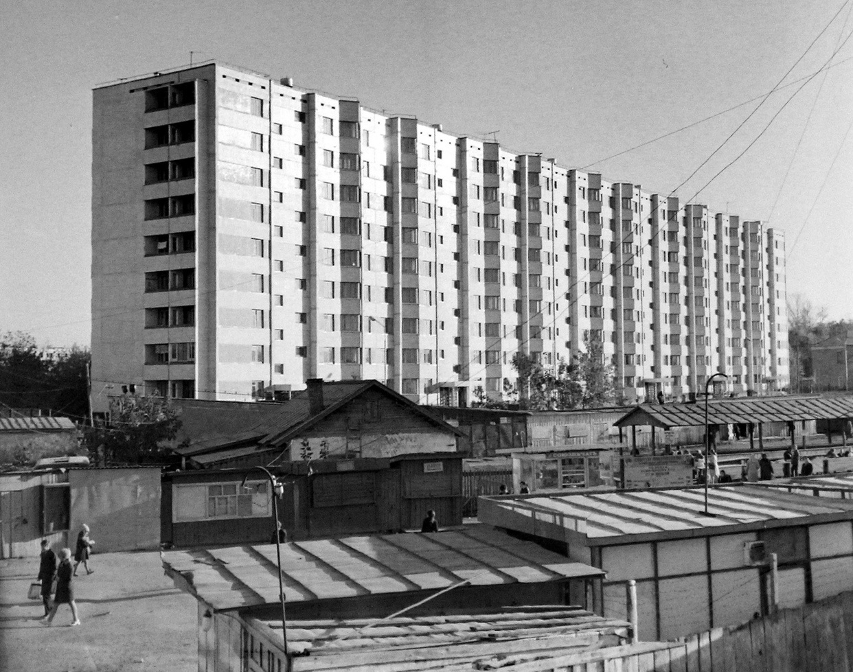 Как выглядел Комсомольский рынок в прошлом веке – редкие фото