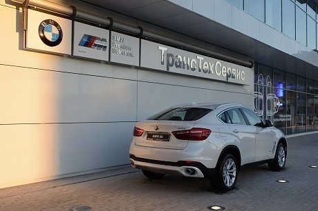 «Строить автосалоны сейчас нет смысла. Надо запас устойчивости создать»